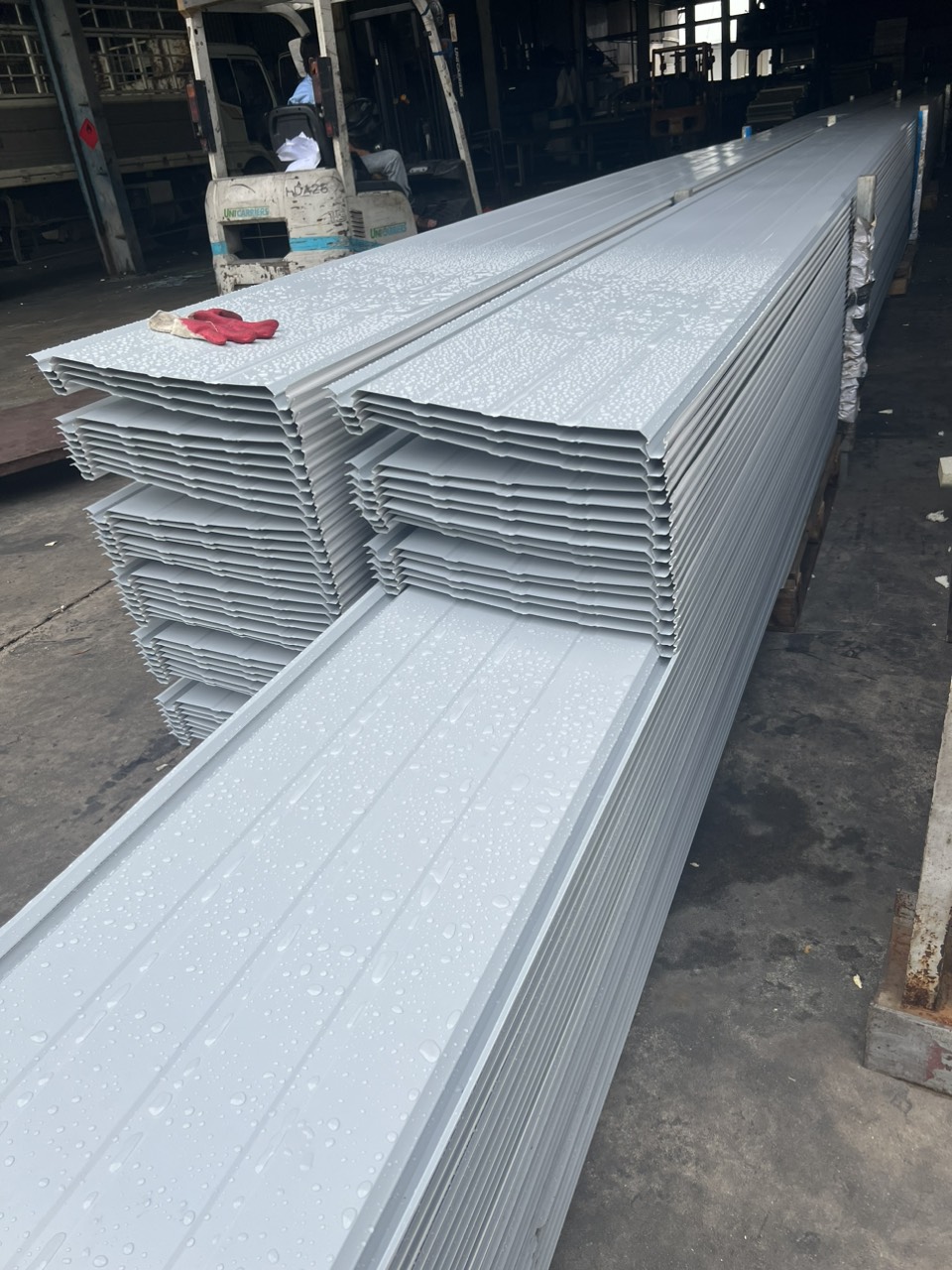 z5896226137646ec94c3a32320708f8b742679ca194b05